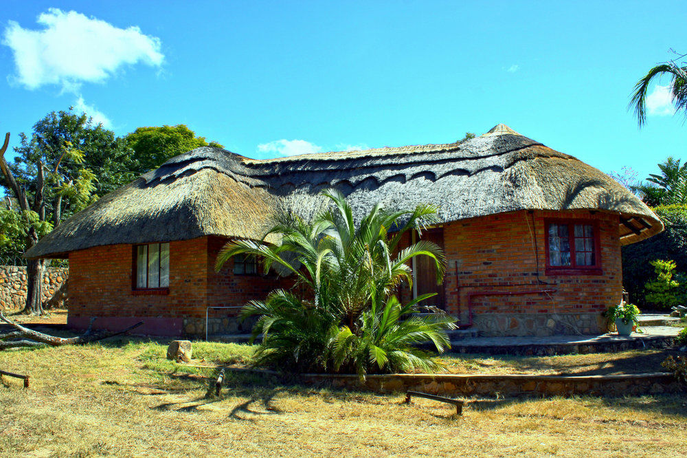 Entabeni Lodge Булавайо Екстериор снимка